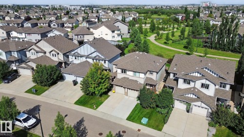 735 176 Street Sw, Edmonton, AB - Outdoor