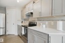 735 176 Street Sw, Edmonton, AB  - Indoor Photo Showing Kitchen 