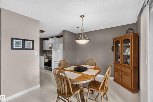 #212 9535 176 St Nw, Edmonton, AB - Indoor Photo Showing Dining Room