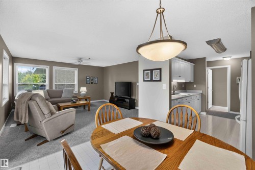 #212 9535 176 St Nw, Edmonton, AB - Indoor Photo Showing Dining Room