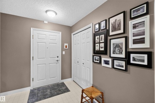 #212 9535 176 St Nw, Edmonton, AB - Indoor Photo Showing Other Room