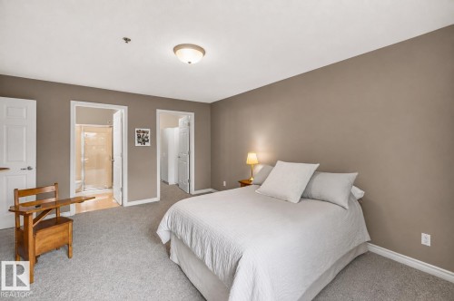 #212 9535 176 St Nw, Edmonton, AB - Indoor Photo Showing Bedroom