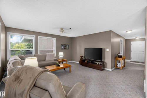 #212 9535 176 St Nw, Edmonton, AB - Indoor