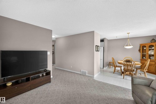 #212 9535 176 St Nw, Edmonton, AB - Indoor Photo Showing Living Room