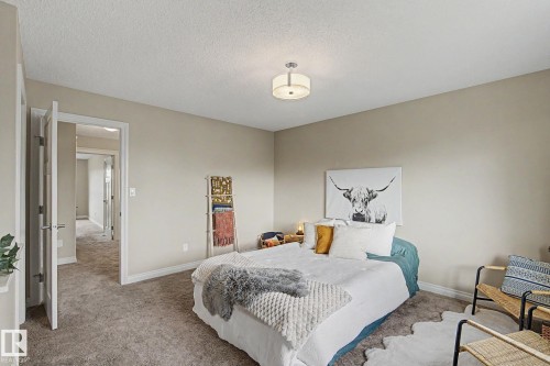 1135 177 Street Sw, Edmonton, AB - Indoor Photo Showing Bedroom