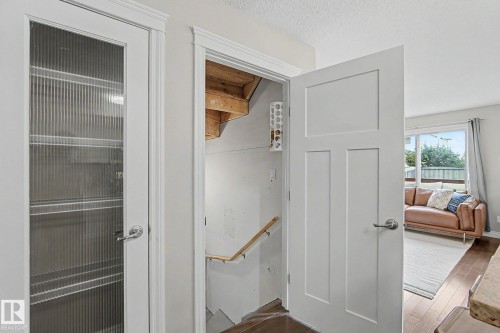 1135 177 Street Sw, Edmonton, AB - Indoor Photo Showing Other Room
