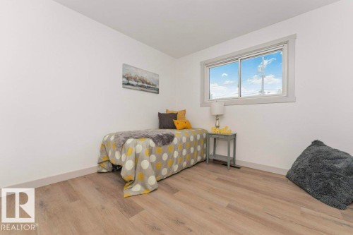 4703 117 Street Nw, Edmonton, AB - Indoor Photo Showing Bedroom
