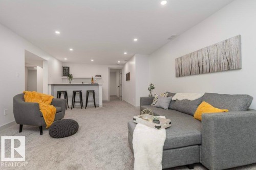 4703 117 Street Nw, Edmonton, AB - Indoor Photo Showing Living Room