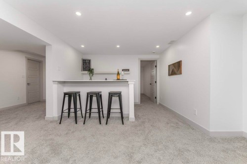 4703 117 Street Nw, Edmonton, AB - Indoor