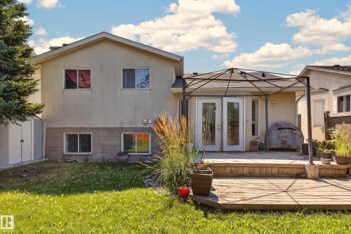 19040 70 Avenue Nw, Edmonton, AB - Outdoor