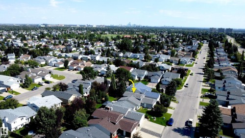19040 70 Avenue Nw, Edmonton, AB - Outdoor With View