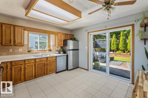 6 Laird Place, St. Albert, AB - Indoor Photo Showing Kitchen With Double Sink