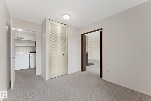 164 Surrey Gardens Nw, Edmonton, AB - Indoor