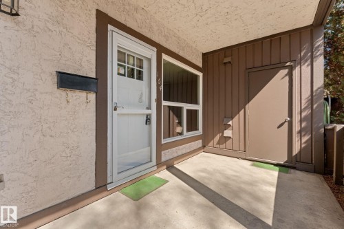 164 Surrey Gardens Nw, Edmonton, AB - Outdoor With Exterior