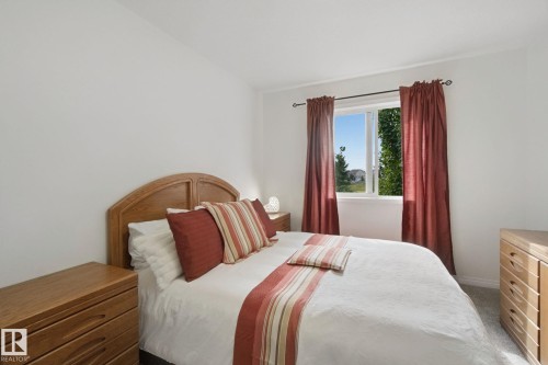 56 Hartwick Manor, Spruce Grove, AB - Indoor Photo Showing Bedroom