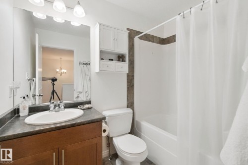 56 Hartwick Manor, Spruce Grove, AB - Indoor Photo Showing Bathroom