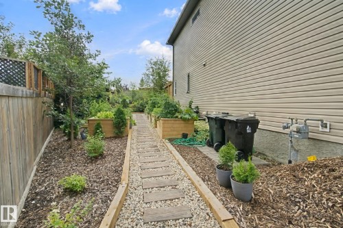 56 Hartwick Manor, Spruce Grove, AB - Outdoor