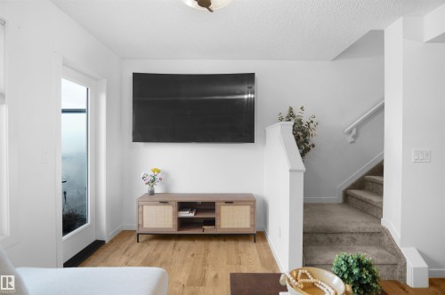 #29 1025 Secord Pm Nw, Edmonton, AB - Indoor