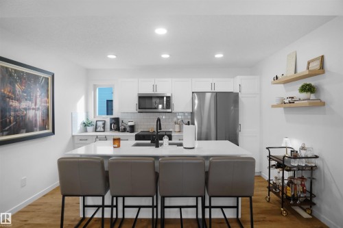 #29 1025 Secord Pm Nw, Edmonton, AB - Indoor Photo Showing Kitchen