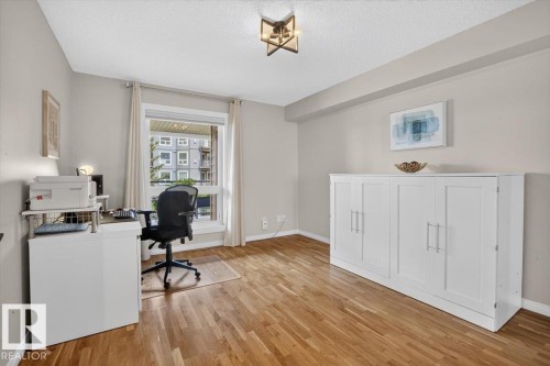 #300 7839 96 St Nw, Edmonton, AB - Indoor Photo Showing Other Room