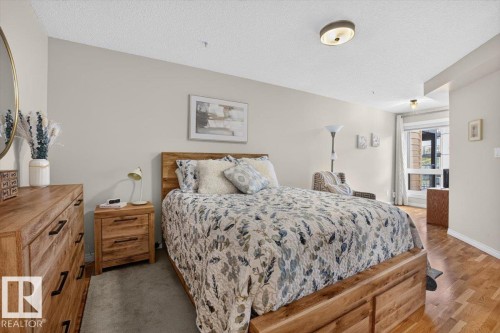 #300 7839 96 St Nw, Edmonton, AB - Indoor Photo Showing Bedroom