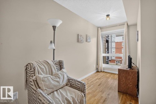 #300 7839 96 St Nw, Edmonton, AB - Indoor Photo Showing Other Room