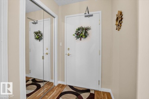 #300 7839 96 St Nw, Edmonton, AB - Indoor Photo Showing Other Room