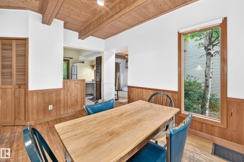 11419 126 Street Nw, Edmonton, AB - Indoor Photo Showing Dining Room