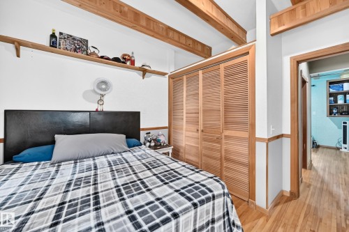 11419 126 Street Nw, Edmonton, AB - Indoor Photo Showing Bedroom