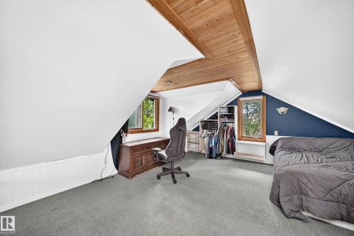 11419 126 Street Nw, Edmonton, AB - Indoor Photo Showing Bedroom
