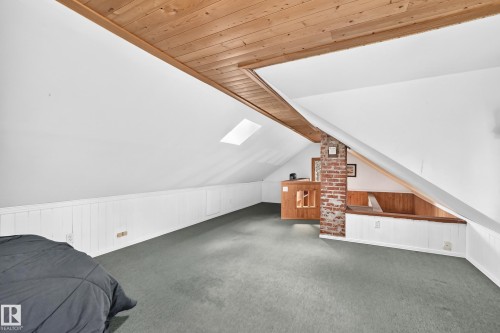 11419 126 Street Nw, Edmonton, AB - Indoor Photo Showing Other Room
