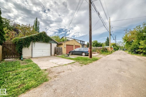 11419 126 Street Nw, Edmonton, AB - Outdoor