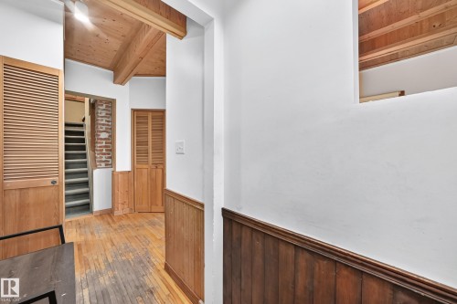 11419 126 Street Nw, Edmonton, AB - Indoor Photo Showing Other Room