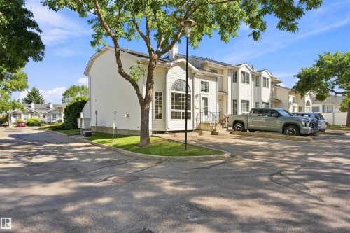 #1 3311 58 St Nw, Edmonton, AB - Outdoor