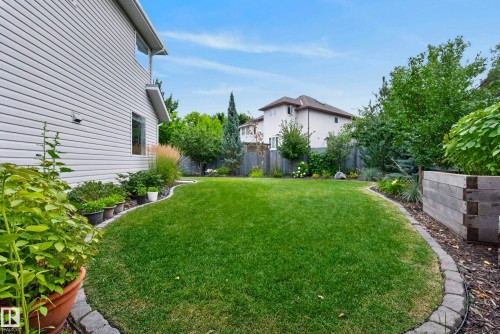 1322 Barnes Close Sw, Edmonton, AB - Outdoor