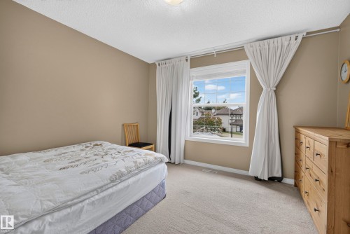 1322 Barnes Close Sw, Edmonton, AB - Indoor Photo Showing Bedroom