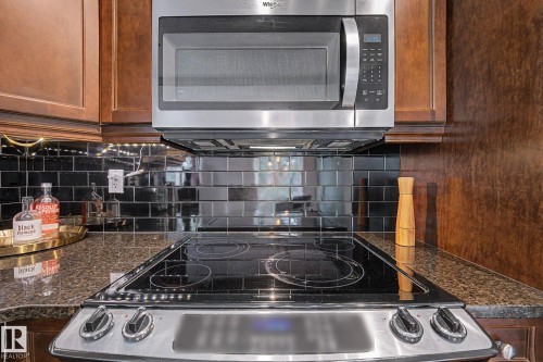 #307 7907 109 St Nw, Edmonton, AB - Indoor Photo Showing Kitchen
