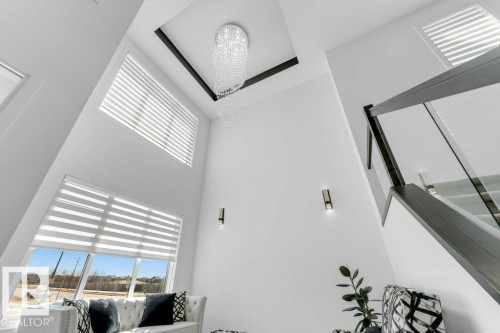 424 33 Avenue Nw, Edmonton, AB - Indoor Photo Showing Other Room