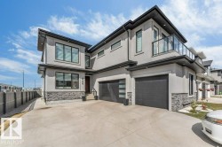 424 33 Avenue NW  Edmonton, AB T6T 2S8