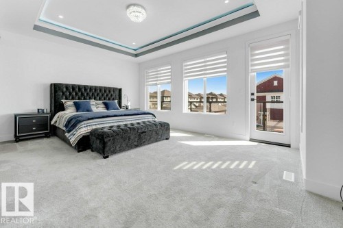 424 33 Avenue Nw, Edmonton, AB - Indoor Photo Showing Bedroom