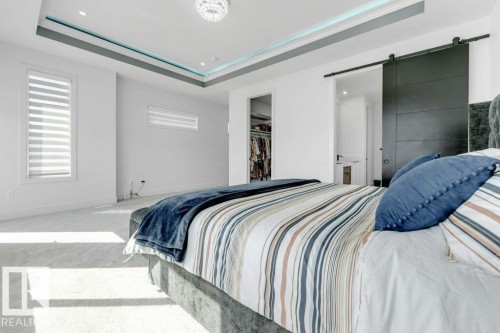 424 33 Avenue Nw, Edmonton, AB - Indoor Photo Showing Bedroom