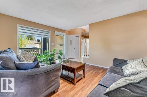 4424 28A Street Nw, Edmonton, AB - Indoor Photo Showing Living Room
