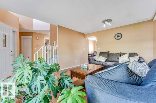 4424 28A Street Nw, Edmonton, AB - Indoor Photo Showing Living Room