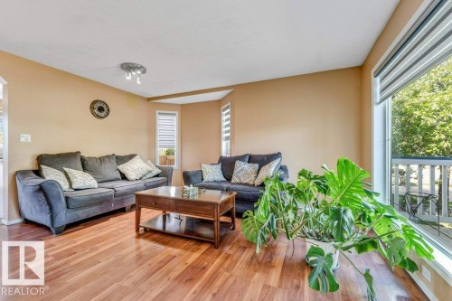 4424 28A Street Nw, Edmonton, AB - Indoor Photo Showing Living Room