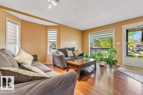 4424 28A Street Nw, Edmonton, AB - Indoor Photo Showing Living Room