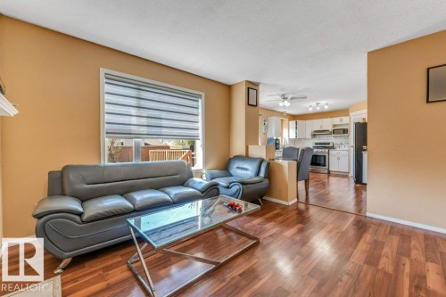4424 28A Street Nw, Edmonton, AB - Indoor Photo Showing Living Room