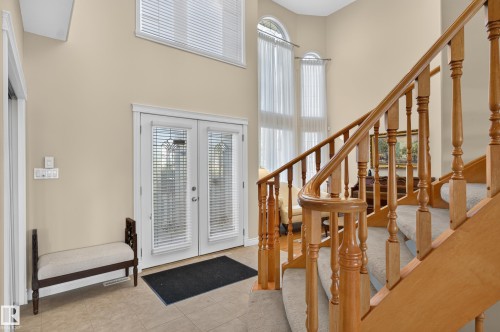 13527 158 Avenue Nw, Edmonton, AB - Indoor Photo Showing Other Room