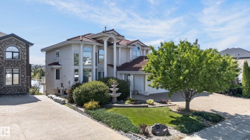 13527 158 Avenue Nw, Edmonton, AB - Outdoor With Facade