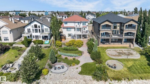 13527 158 Avenue Nw, Edmonton, AB - Outdoor With Facade