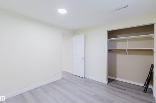 9606 163 Street Nw, Edmonton, AB - Indoor Photo Showing Other Room